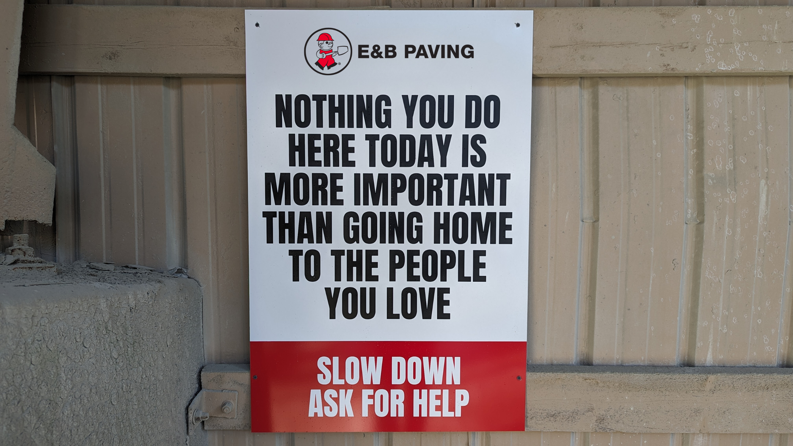 E&B Slow Dow Sign